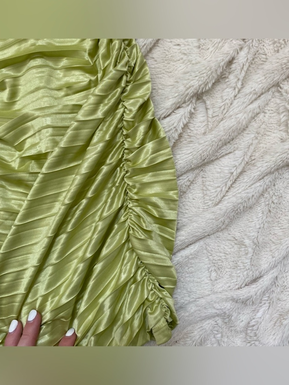 Lucy in the Sky Arabelle pleated bodycon mini dress Lime Green - Picture 6 of 8